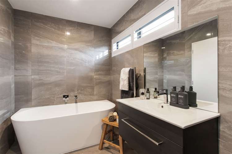 35 Hawkesbury Avenue Saint Albans_15