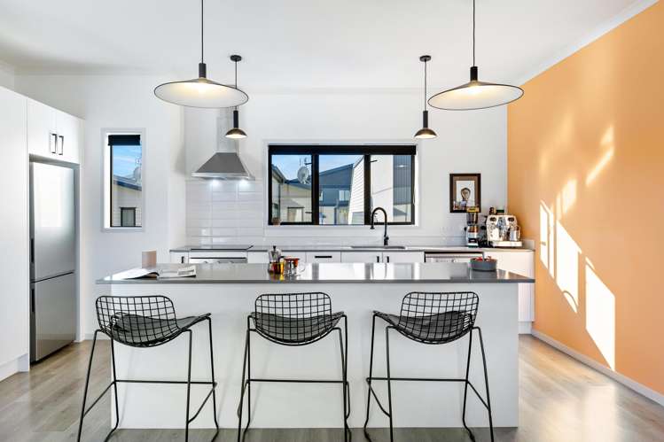 35 Kerewhenua Crescent Hobsonville Point_3