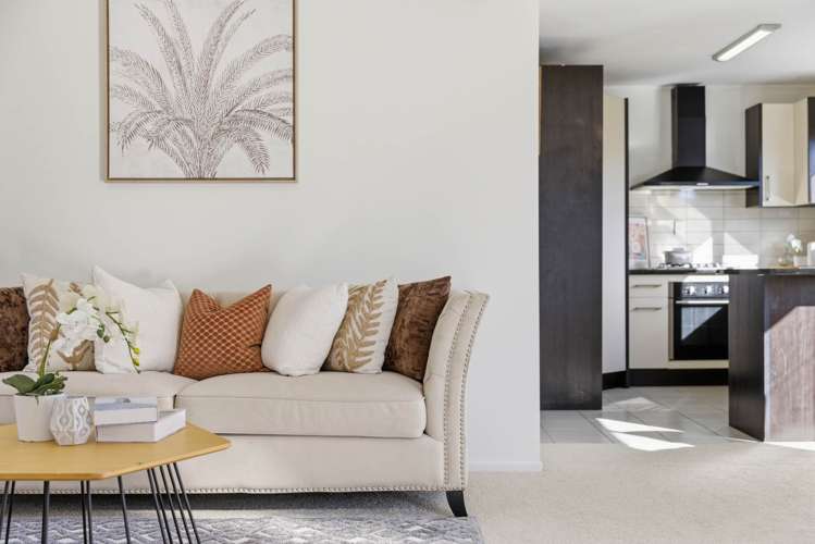 2/8 Chalmers Street Avondale_7