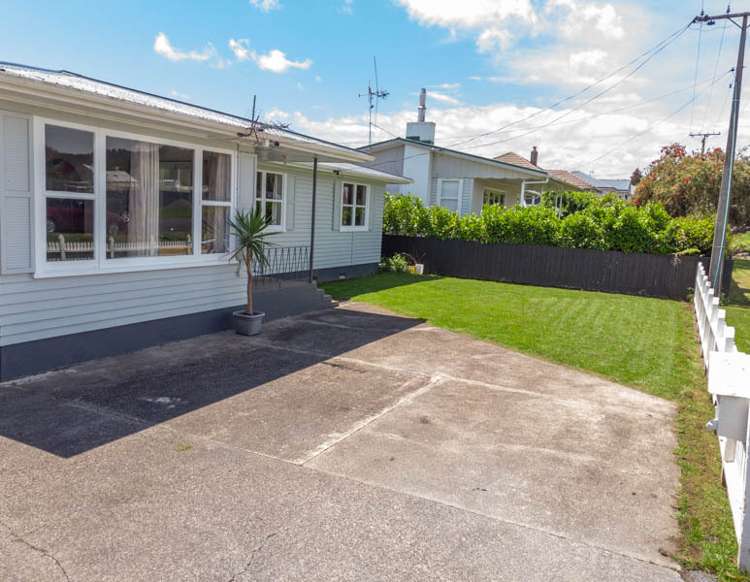 6 Flora Street Paeroa_10