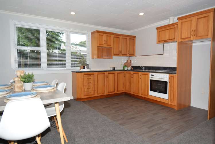 8 Robertson Street Richmond_4