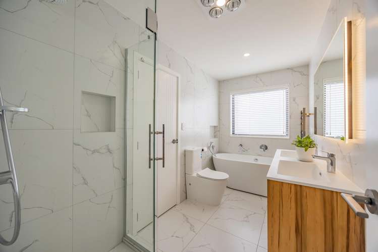 18 Green Bamboo Road Hobsonville_17