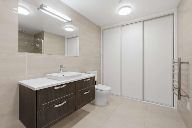 140 Eaves Bush Parade Orewa_20