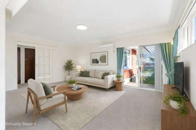 22 Woods Avenue 1105_4