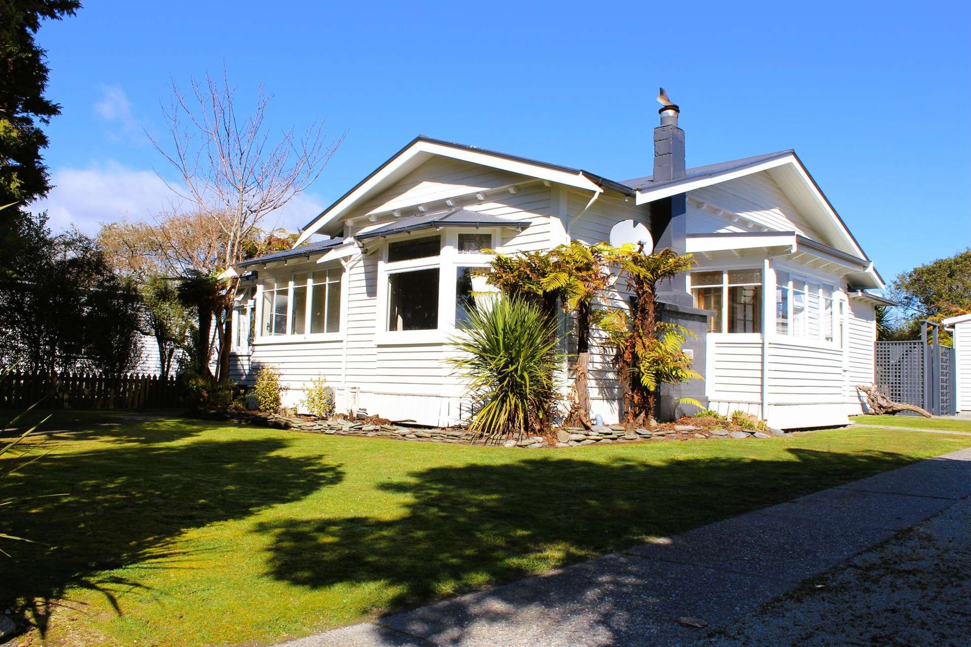 153 Weld Street Hokitika_0