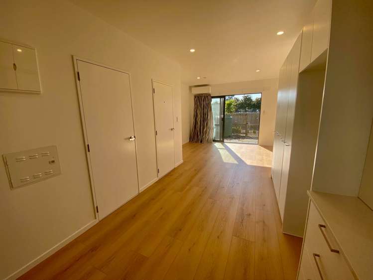 19 Eileen Newey Place Henderson_6