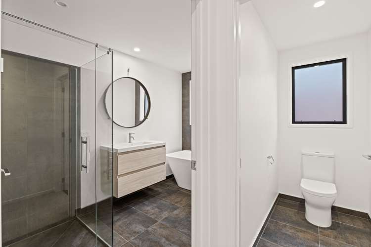 2 Piper Way Glen Avon_17