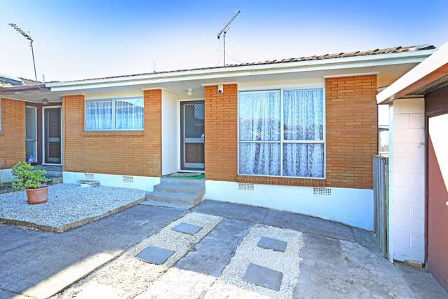 4/16 Bertrand Road Mount Wellington_1