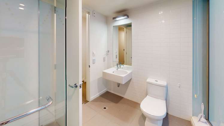 1B/42 Cable Street 2185_11
