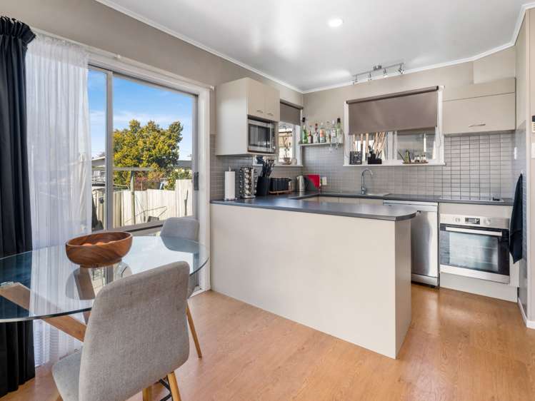 94 Mount View Drive Mangakakahi_7