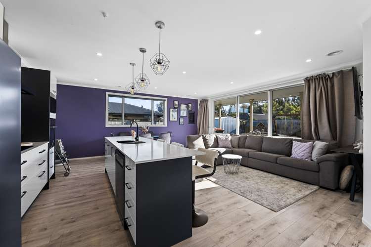 23 Estate Grove Inglewood_6