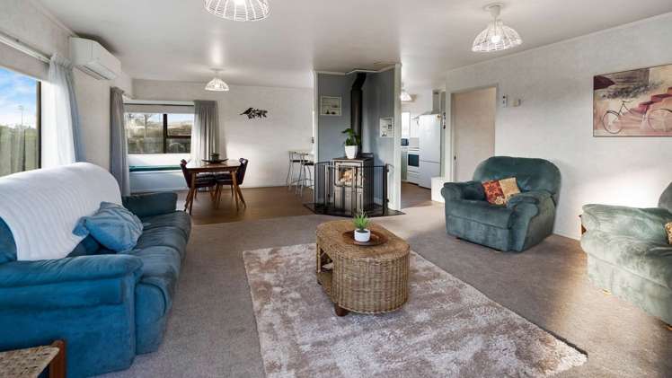 44 Dickens Street Ōwhata_4