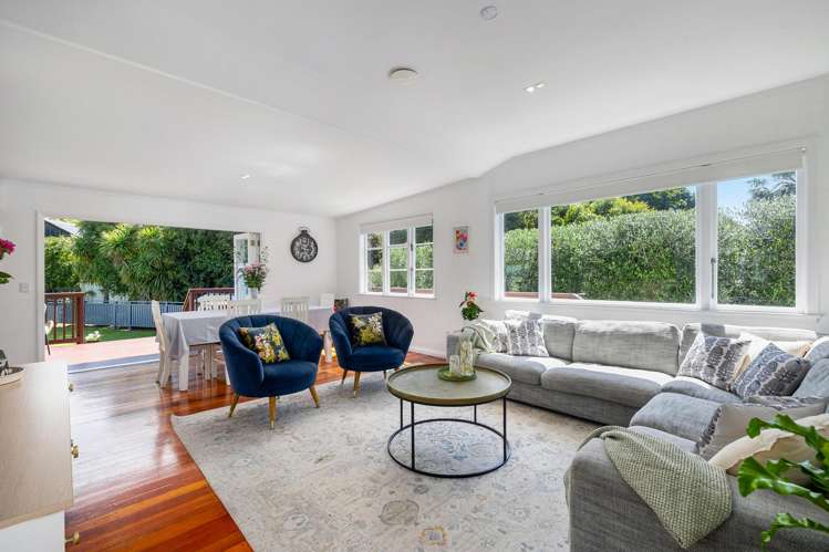 14 Leone Terrace Mount Albert_11