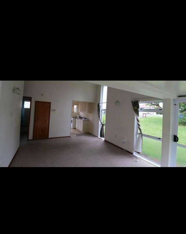 1/462 Hillsborough Road Mt Roskill_2