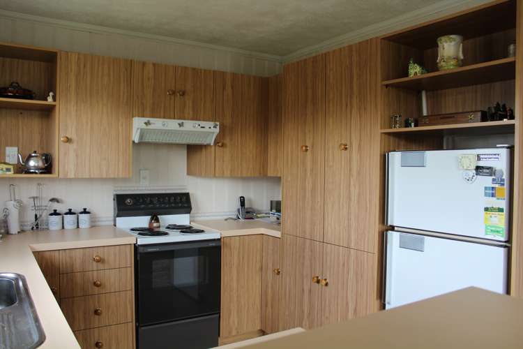 29 Home Street Winton_4