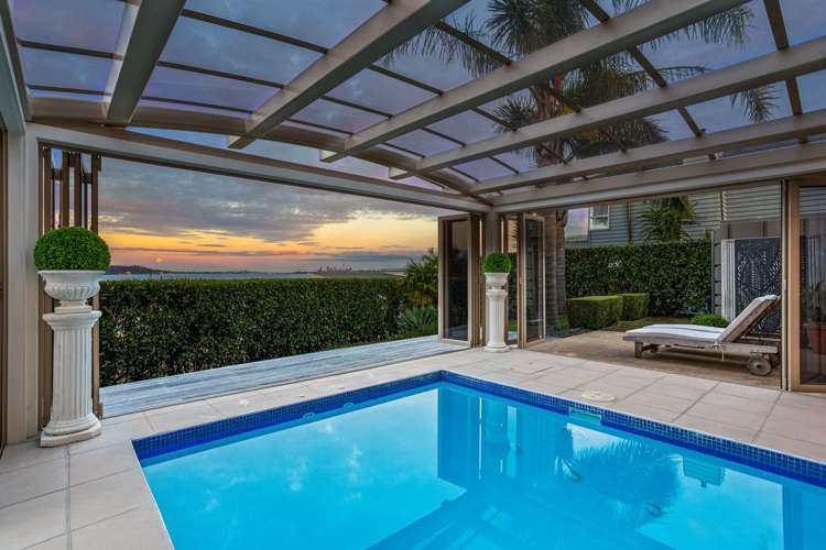 8 Kawai Rise Te Atatu Peninsula_21