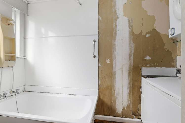 6/415 Muritai Road Eastbourne_22