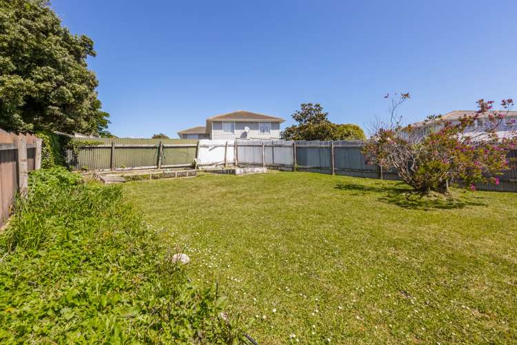 78 Waihemo Street Waitangirua_12