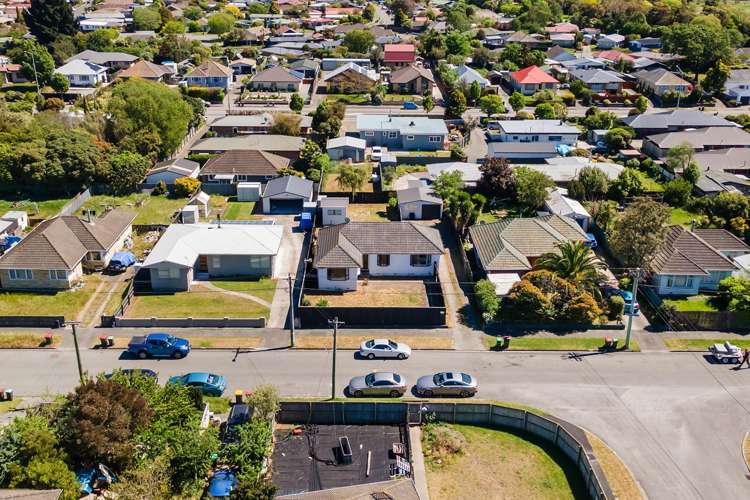 63 Basingstoke Street Aranui_24