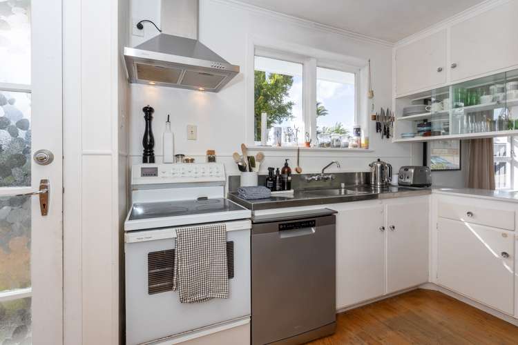 87 Stott Avenue Birkdale_9