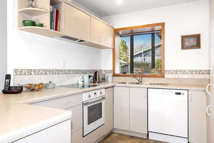 65a Cutts Road Russley_1