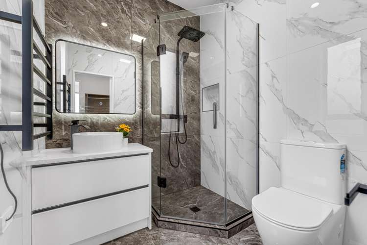 12 Greenstead Close Flat Bush_23