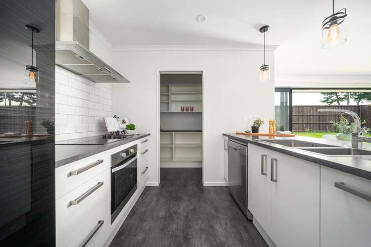 31 Durells Crescent_2