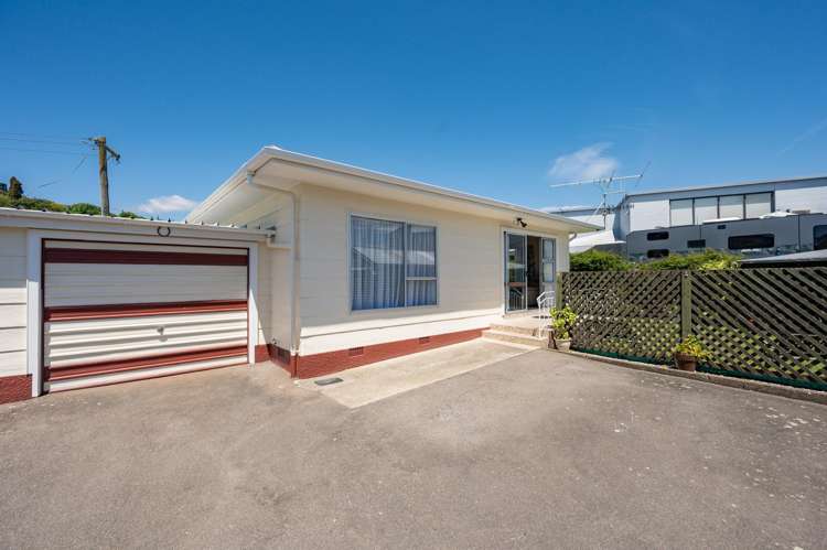 3/7 Parkers Road Tahunanui_21