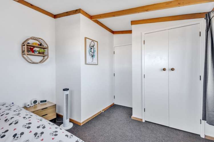 44 Park Lane Waitara_17