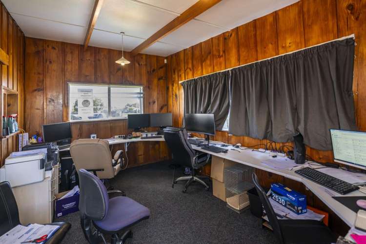 17-19 Carr Street Tuakau_9