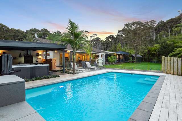 Dual-Dwelling Oasis Just Minutes from Albany
