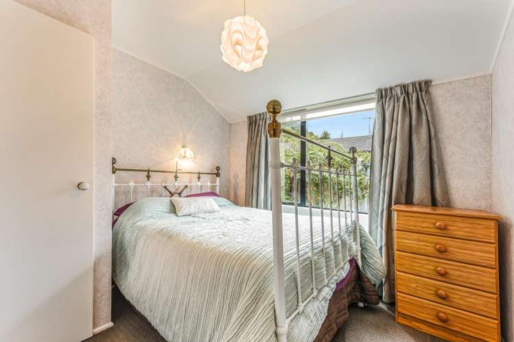 21 Clifford Avenue 10796_7