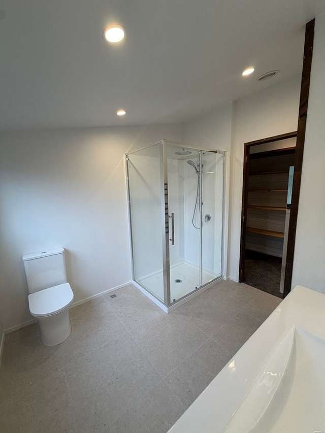 22 Percy Dyett Drive Karori_4