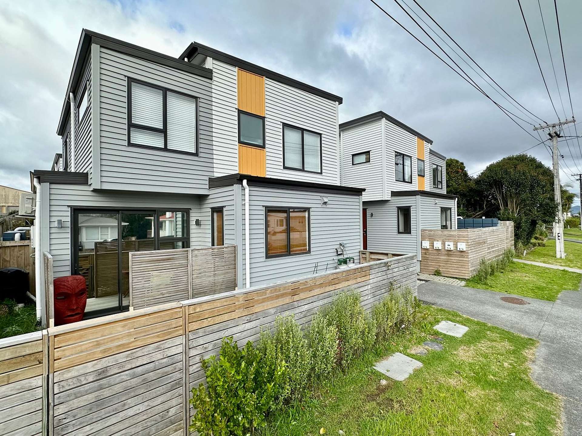 1/4 Edgerton Road Te Atatu Peninsula_0