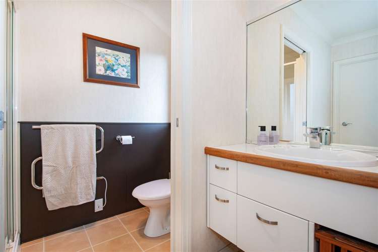 9 Nihotetea Lane Maunu_17