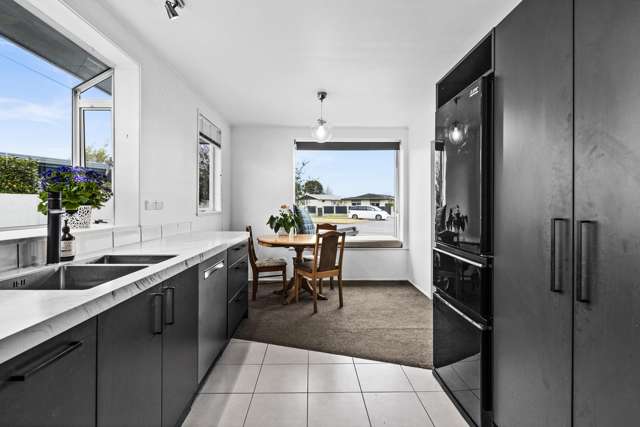 166 Flaxmere Avenue Flaxmere_3