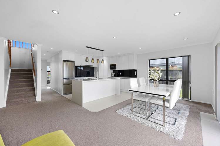 40 Hadley Wood Drive Wattle Downs_48