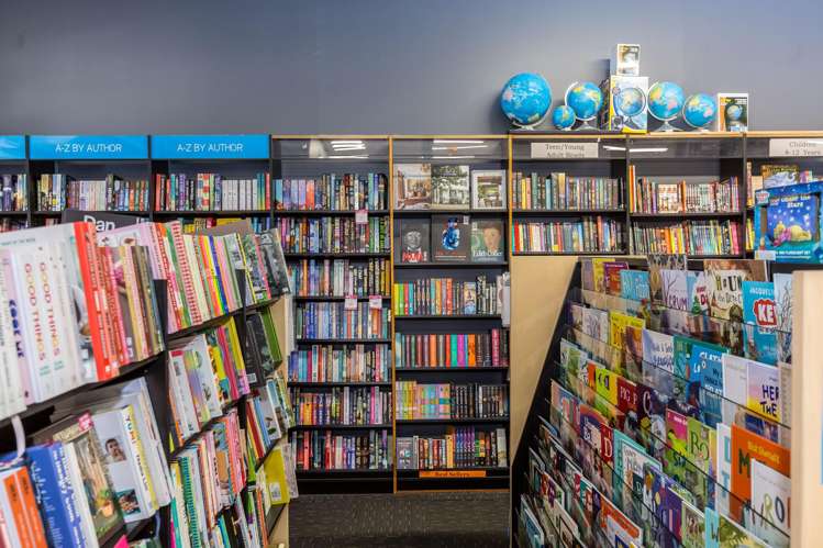 66-80 High Street North Carterton_11