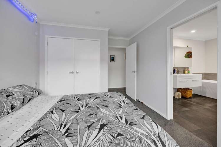 4a Surrey Street Hawera_11