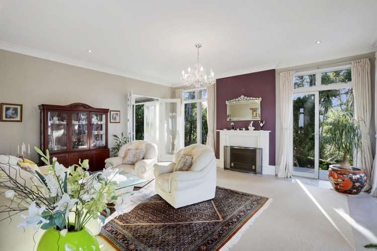 291 Forest Hill Road Waiatarua_5