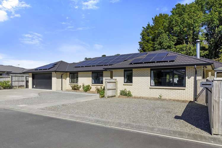 16A Sunstone Crescent Brown Owl_22