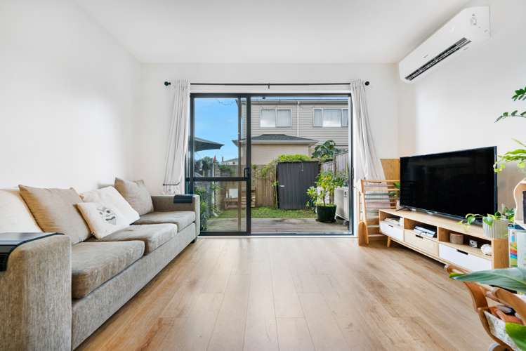 4/17 Woodford Avenue Henderson_4