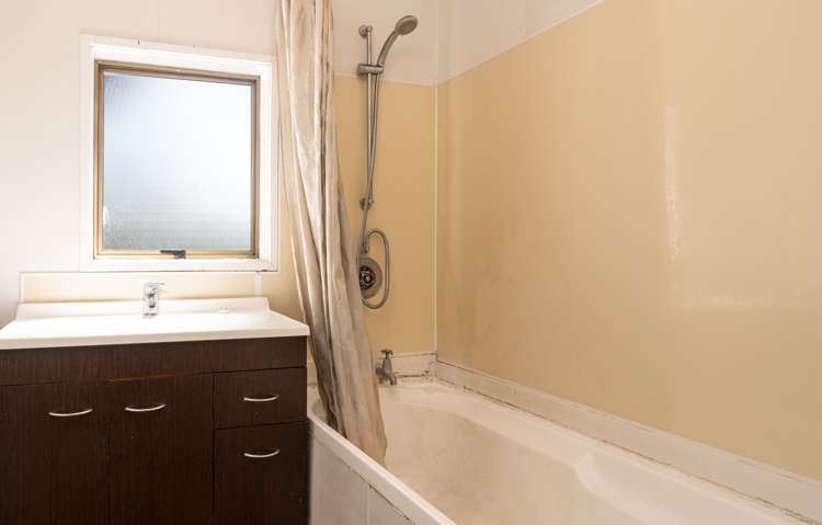 84 Ajax Street Milton_11