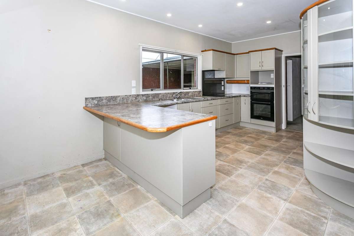 453 Waghorn Road_1