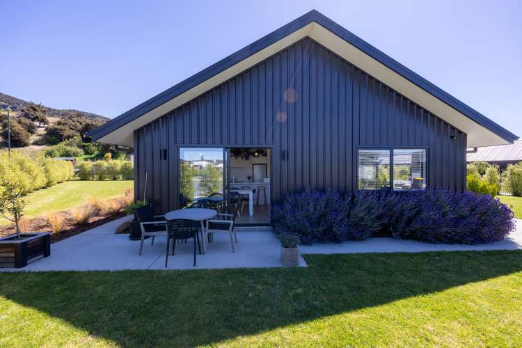 1 Sorrel Street Albert Town_18