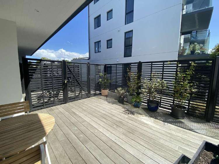 7/12 Latimer Square Christchurch Central_13