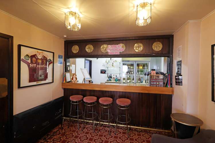 40 Gore Street + 41 Barrow Street Bluff_8