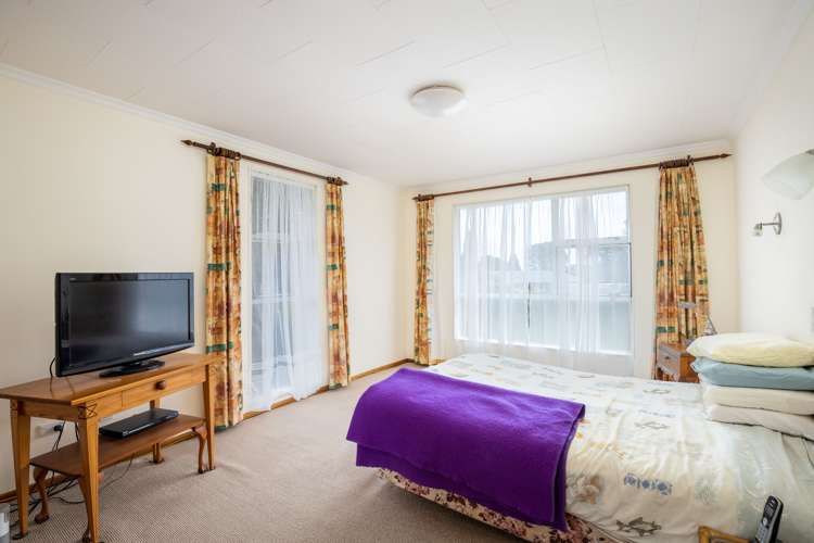 10 Leon Place Waitara_7