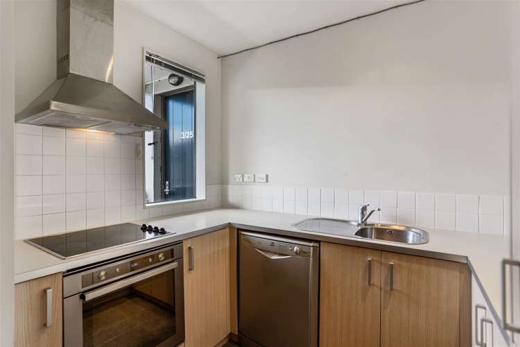 4/25 Opito Way East Tamaki_11