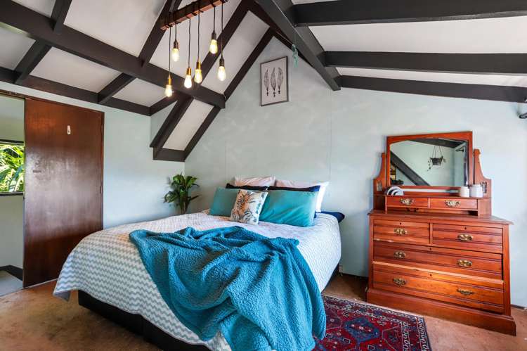 211 Shaw Road Titirangi_13